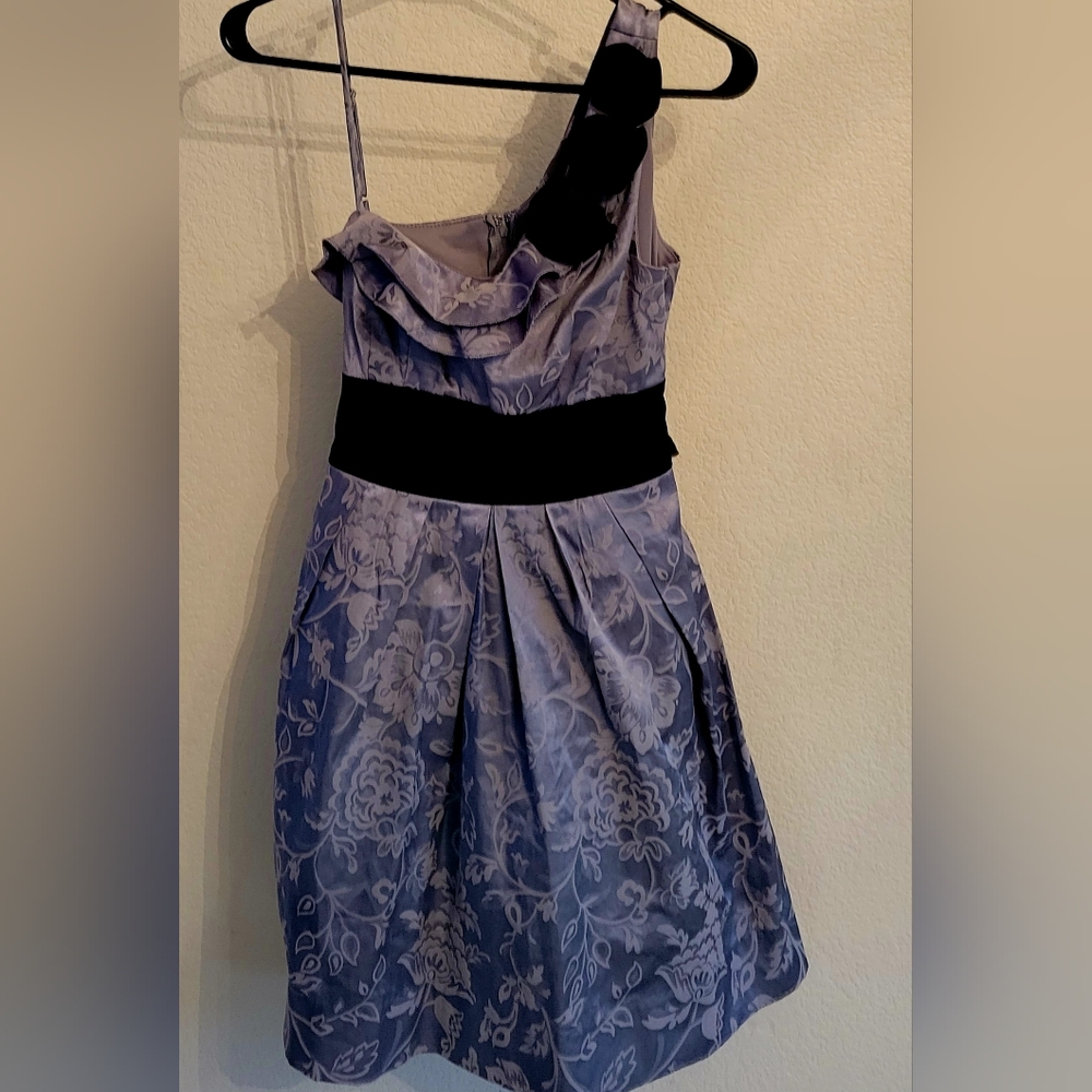 Off the shoulder cocktail/prom/wedding dress